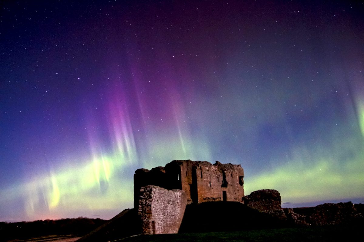 David England, Duffus Castle, Northern Lights, Heavenly Dancers, Aurora Borealis