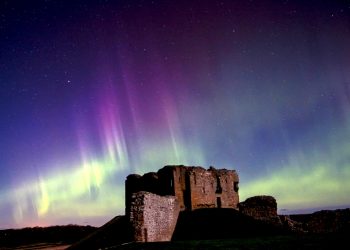 David England, Duffus Castle, Northern Lights, Heavenly Dancers, Aurora Borealis
