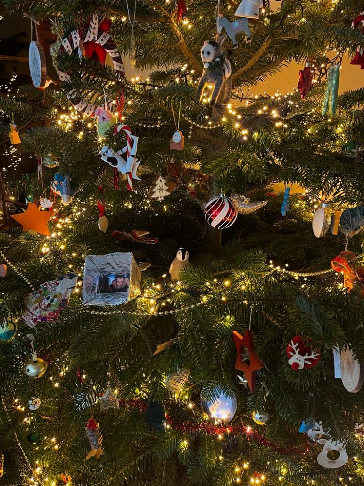Tastefully decorated Christmas tree