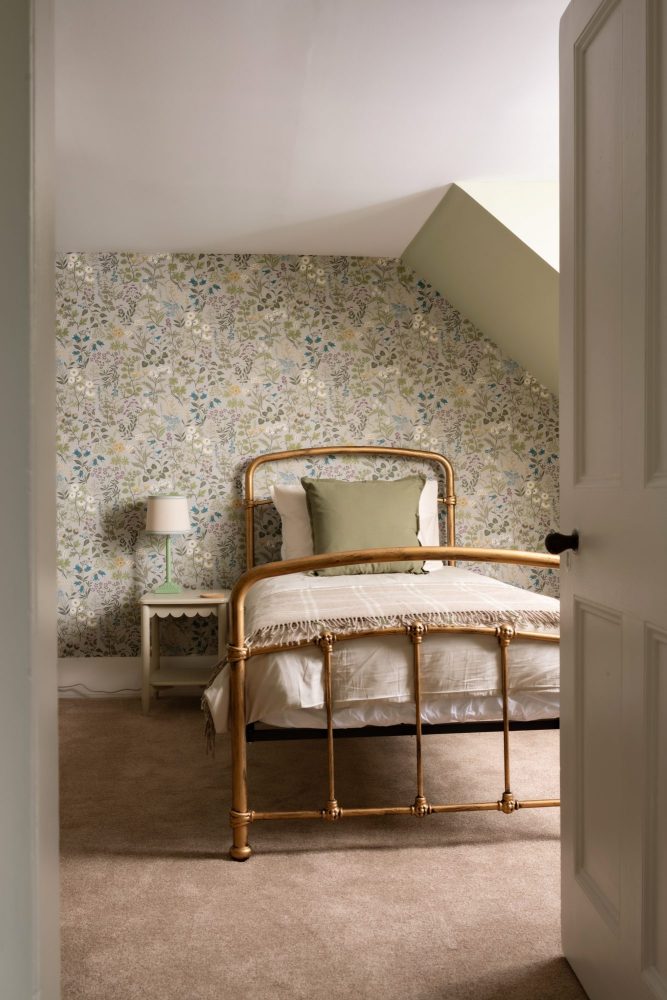 Twin bedroom in cosy farmhouse